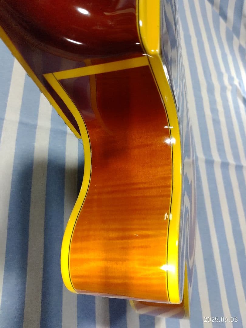 Epiphone Joe Pass Emperor Ⅱ 1990年代です。