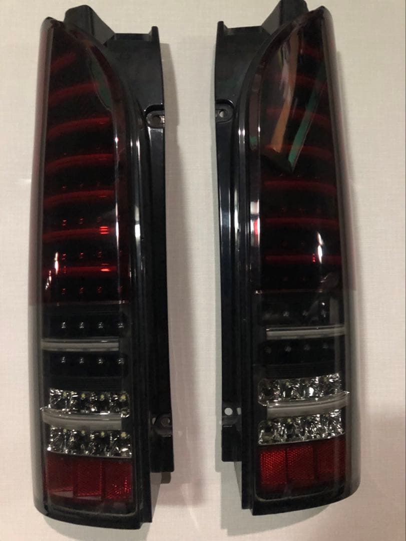 LEDテールランプ