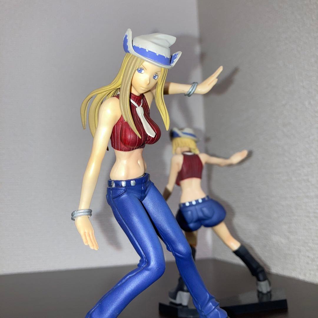 ソウルイーター トンプソン姉妹　フィギュア 2体セット