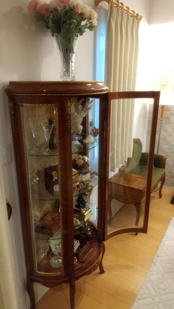 【高級輸入家具①】スペイン製 ガラスキャビネット キュリオケース ショーケース