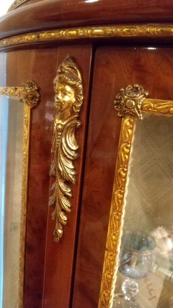 【高級輸入家具①】スペイン製 ガラスキャビネット キュリオケース ショーケース