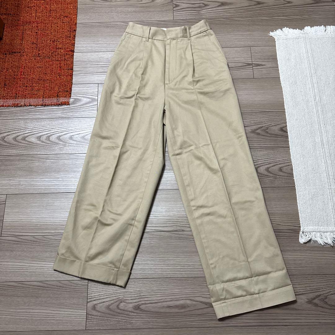 KIN チノパン　ベージュ　Sサイズ程度　日本製　マチュピチュ