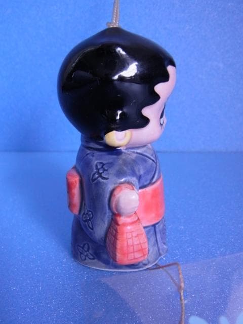 珍品　ベティちゃん　風鈴　着物BETTY　陶器製　ふうりん　和物　昭和レトロ