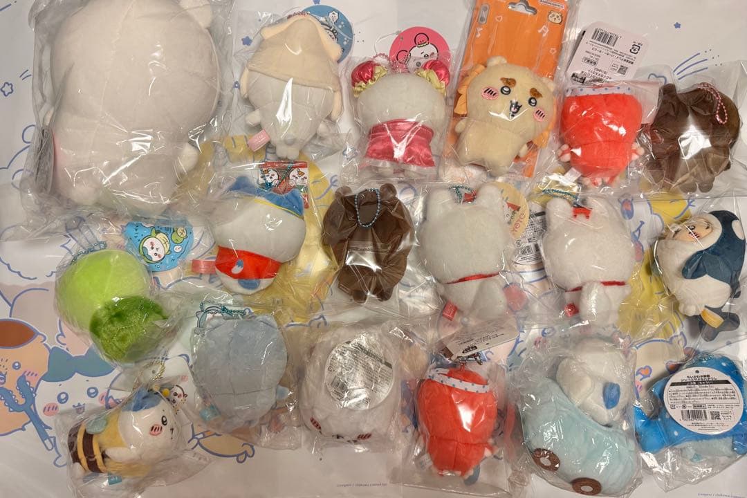 ちいかわ　ぬいぐるみ　マスコット　ハチワレ　モモンガ　うさぎ　37点まとめ売り