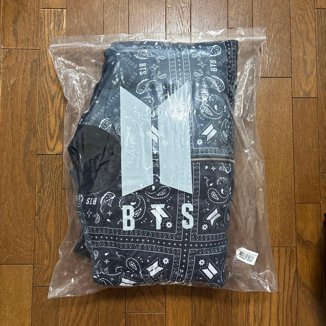 BTSポップアップジャケット