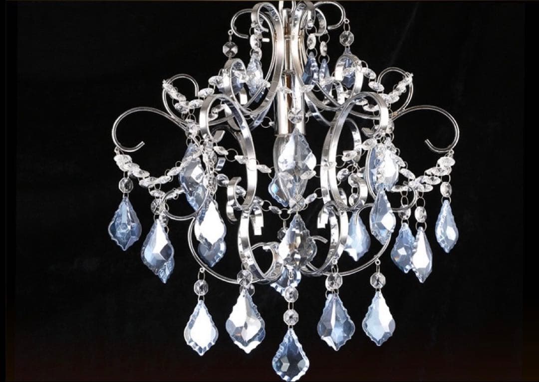 青色クリスタルシャンデリア