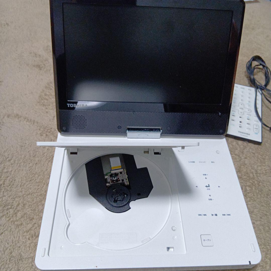 TOSHIBA DVDプレーヤー ホワイト