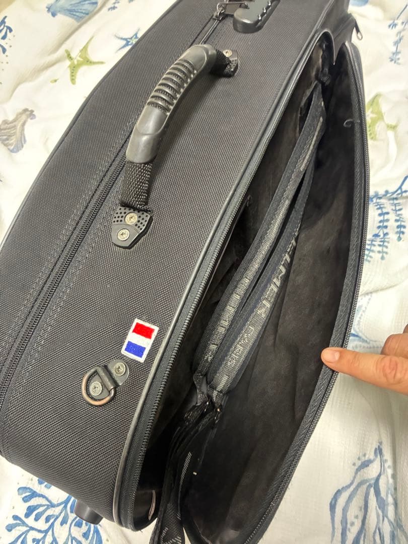 さ*し様 セルマーパリ　ライトケース　アルトサックス用　レインフードをお付けしま