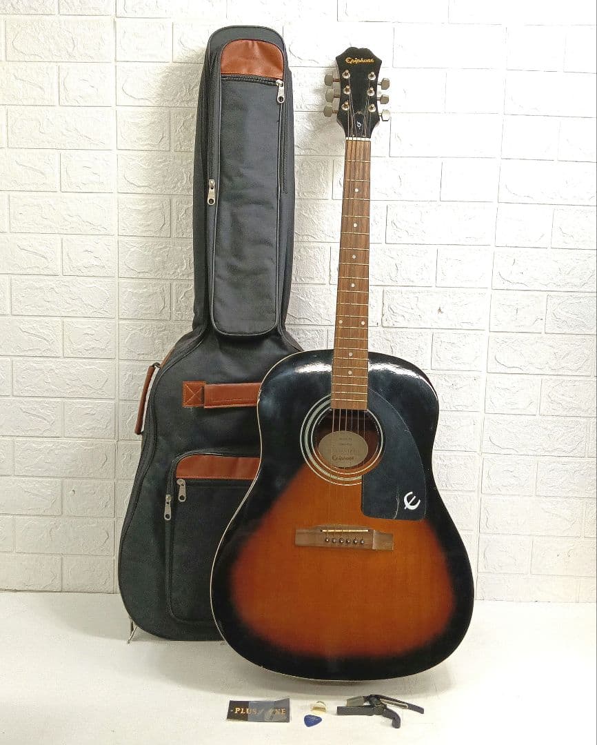 Epiphone 　アコースティックギター ケース　ピック　カポ　付き　上113
