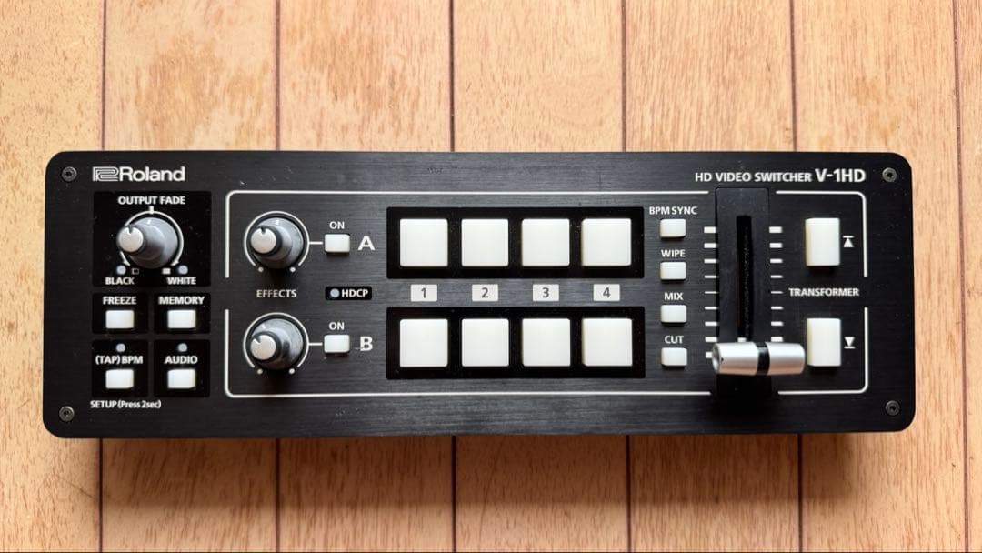 【美品】Roland V-1HD HDMIビデオスイッチャー
