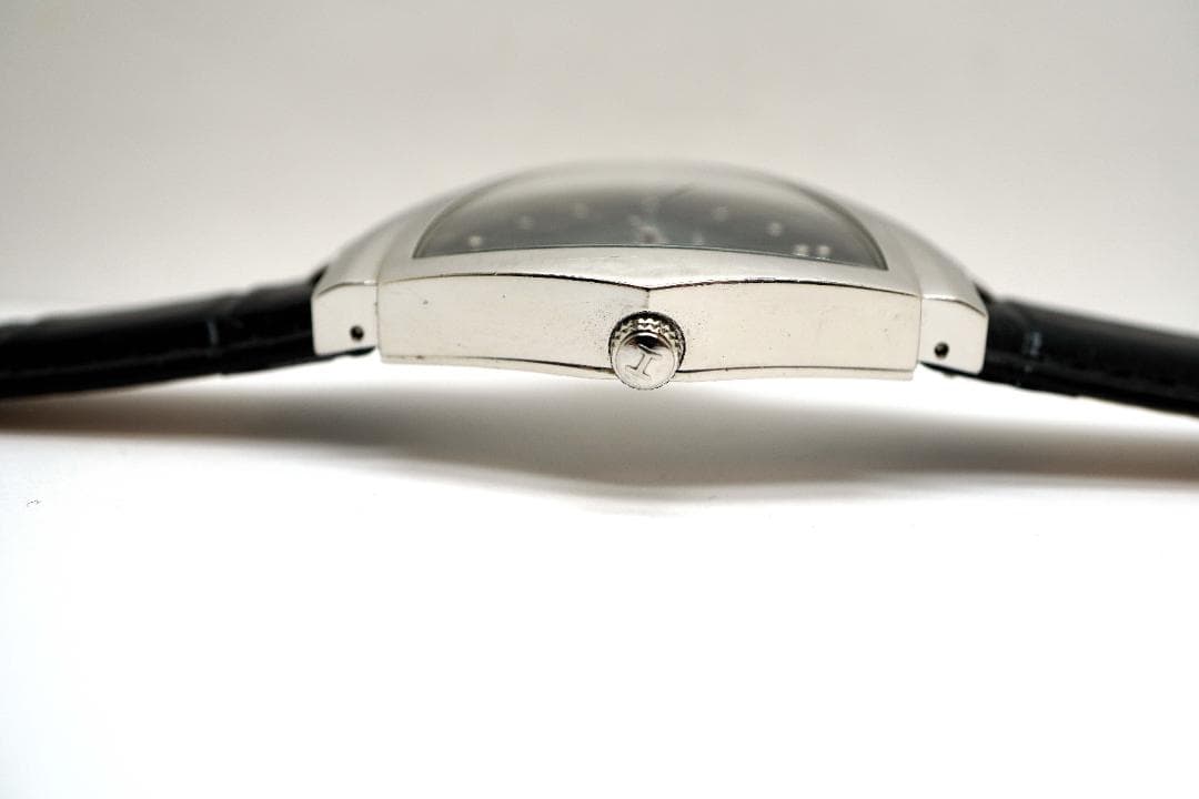 れ様　ハミルトン ベンチュラ H244110 クォーツ