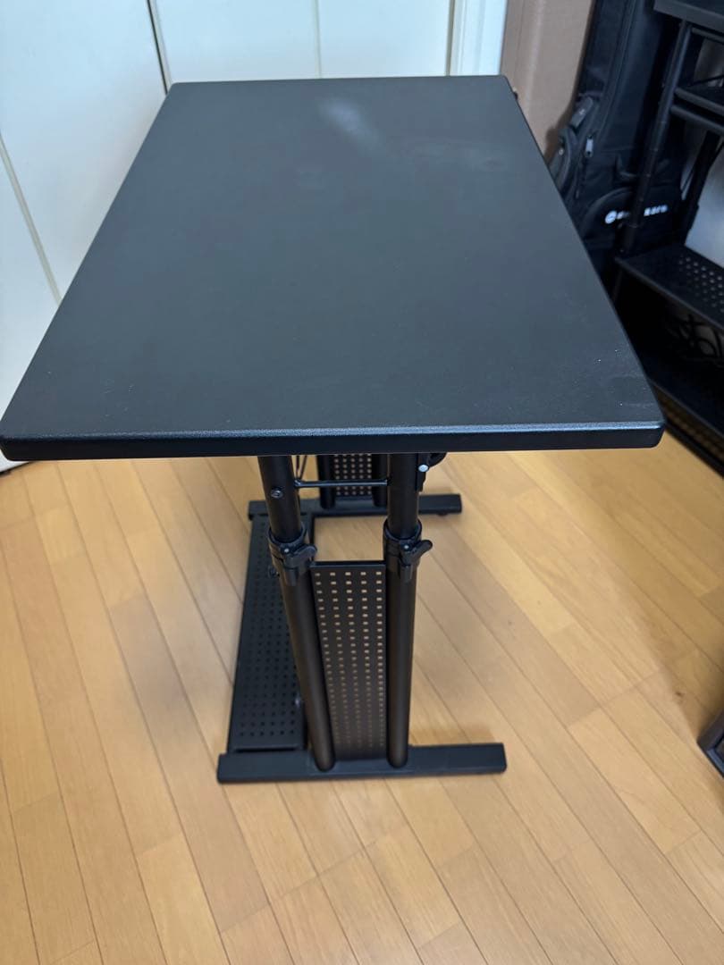 Bauhutte(バウヒュッテ) スタンディングデスク