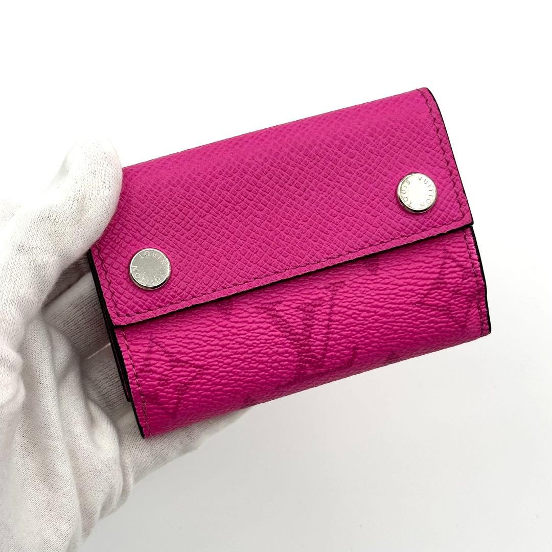 【極美品】ルイヴィトン タイガラマ ディスカバリー コンパクト 希少 ピンク