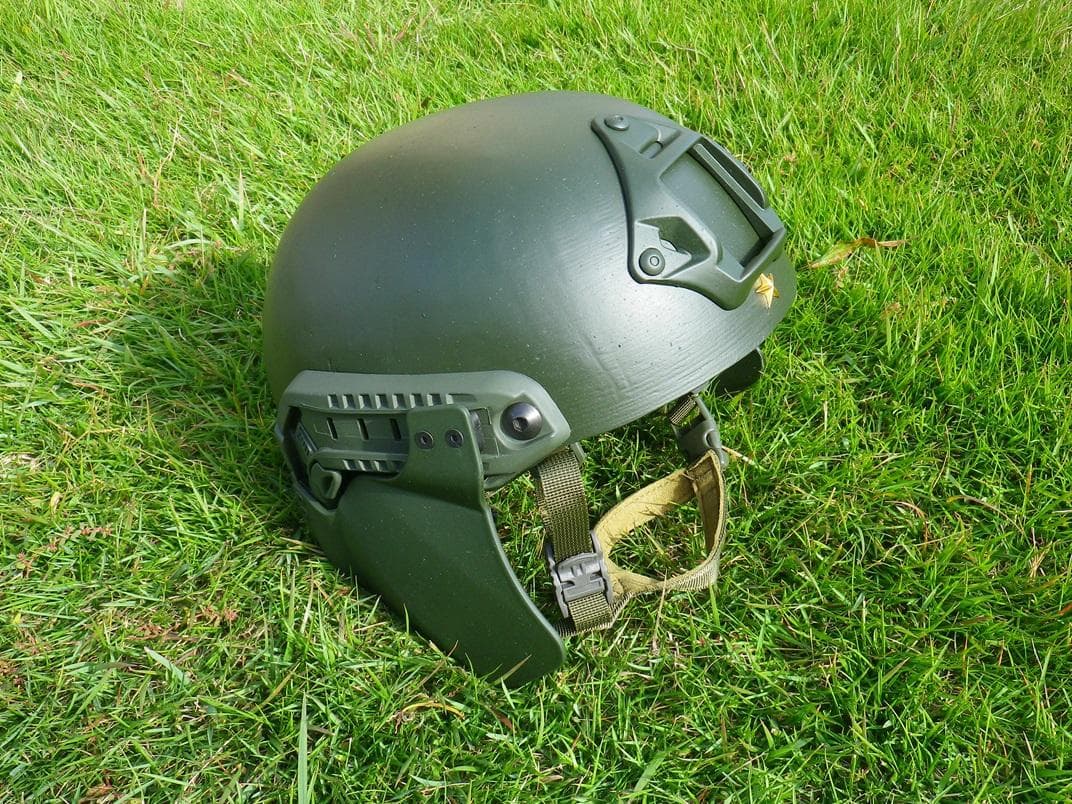 大日本帝国　鉄帽改造　タクティカルヘルメット　【製作後未使用】