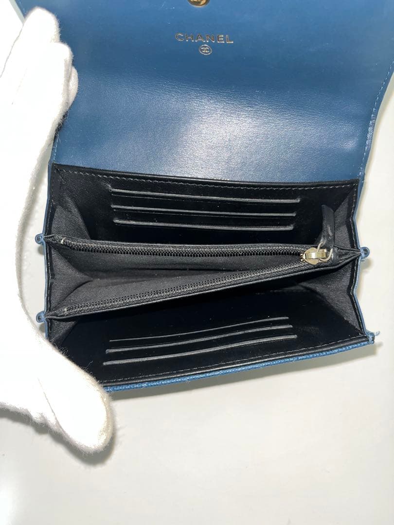 CHANEL 財布　キャビアスキン