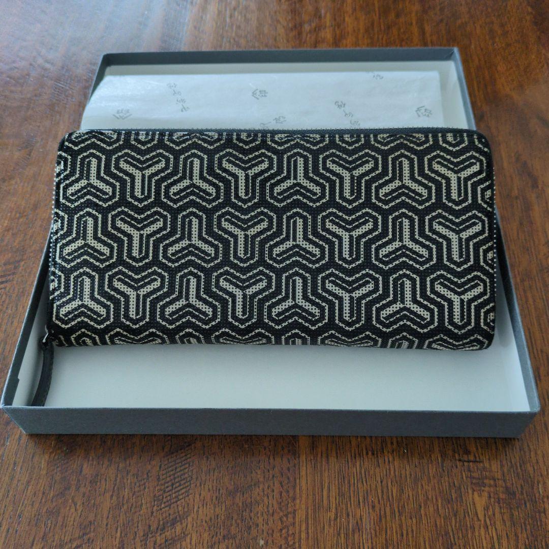 かそいちyou　　印傳屋　長財布