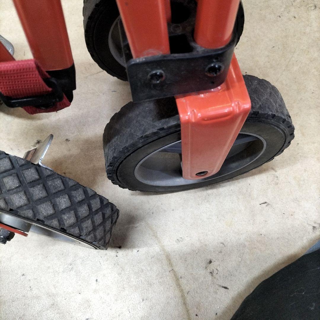 Coleman 折りたたみキャリーワゴン 赤