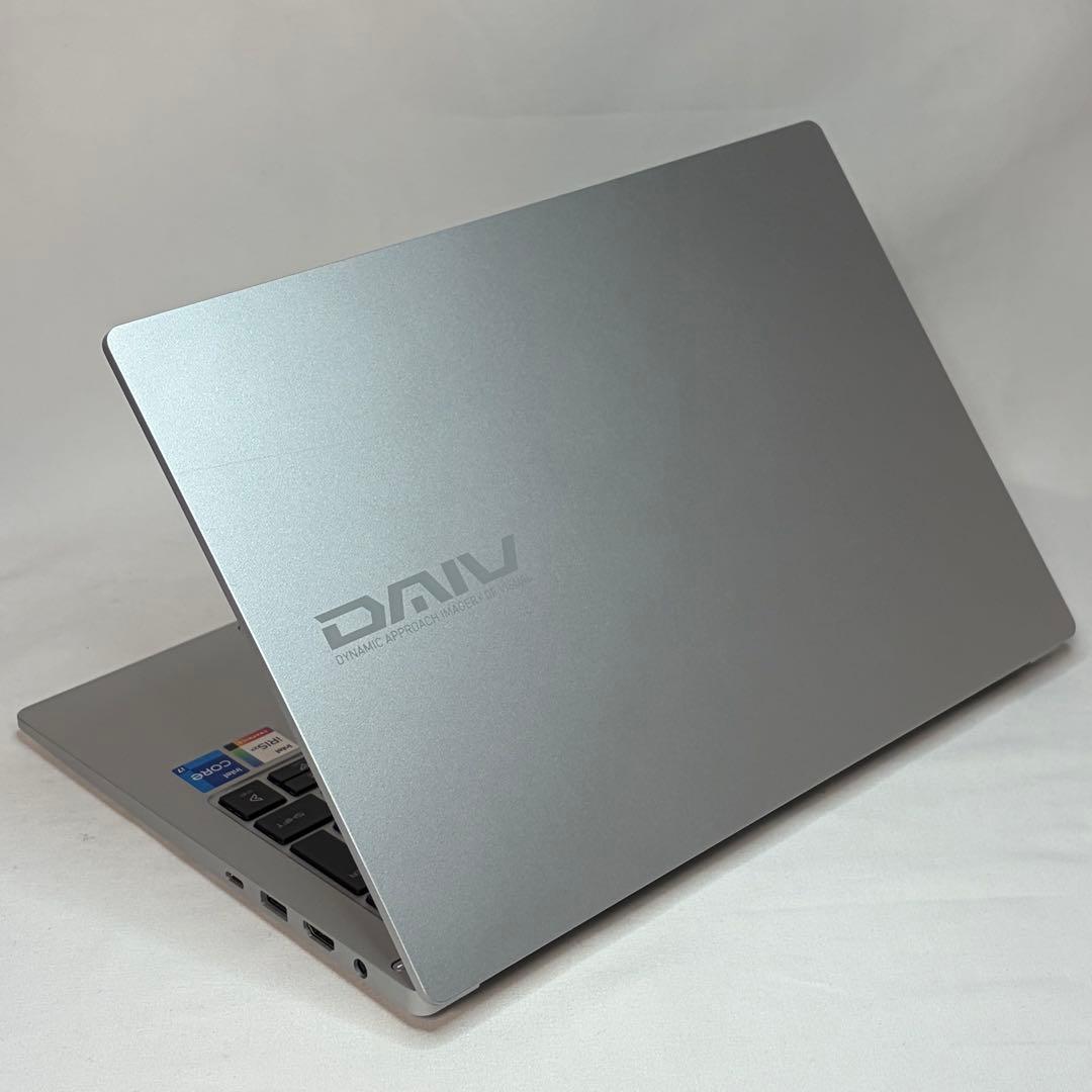 美品 DAIV 4P 第11世代 i7 32GB 512GB 14型 WUXGA
