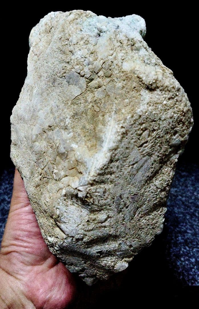 ★国産マラカイト原石★孔雀石【秩父鉱山・大黒ズリ3,128ｇ】