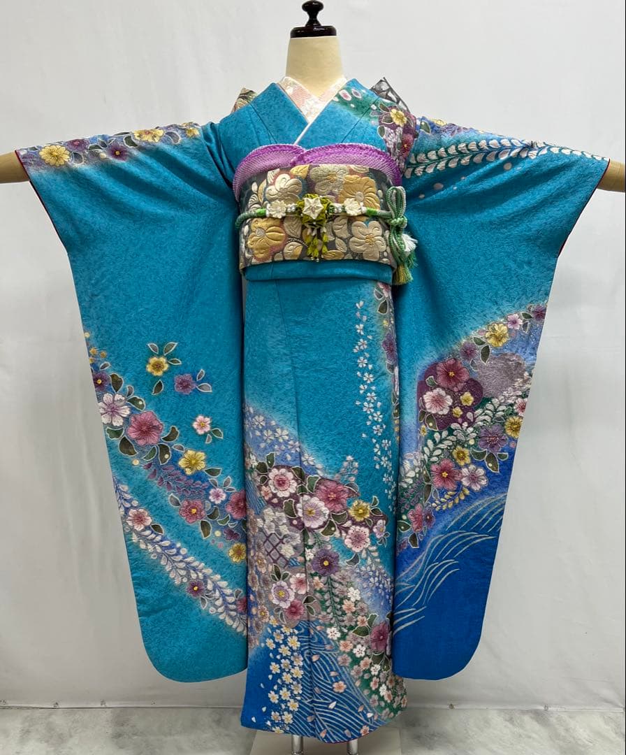 振り袖　フルセット　別誂長襦袢付　成人式　 金彩加工　刺繍入り　辻ヶ花 622