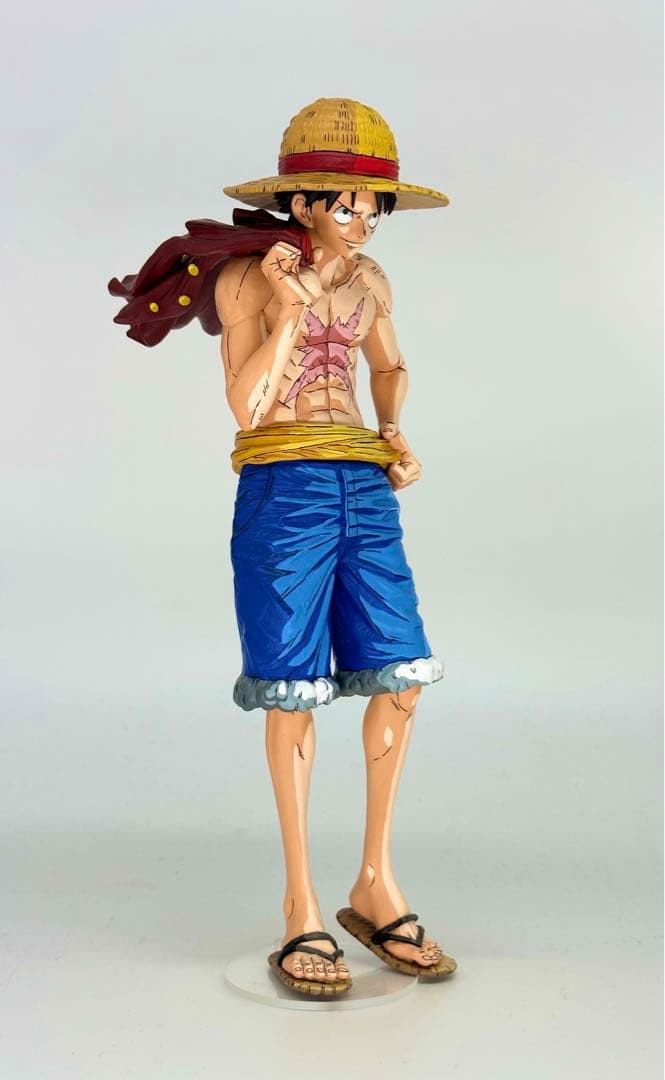 ワンピース　ルフィ　フィギュア