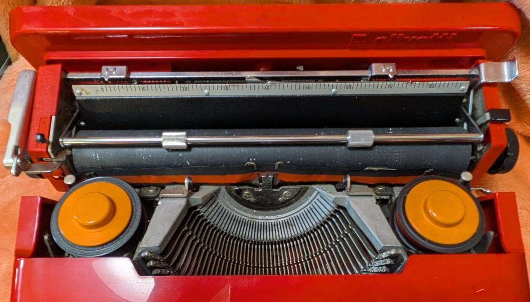 ★*で様 Olivetti Valentine オリベッティ バレンタイン タイ