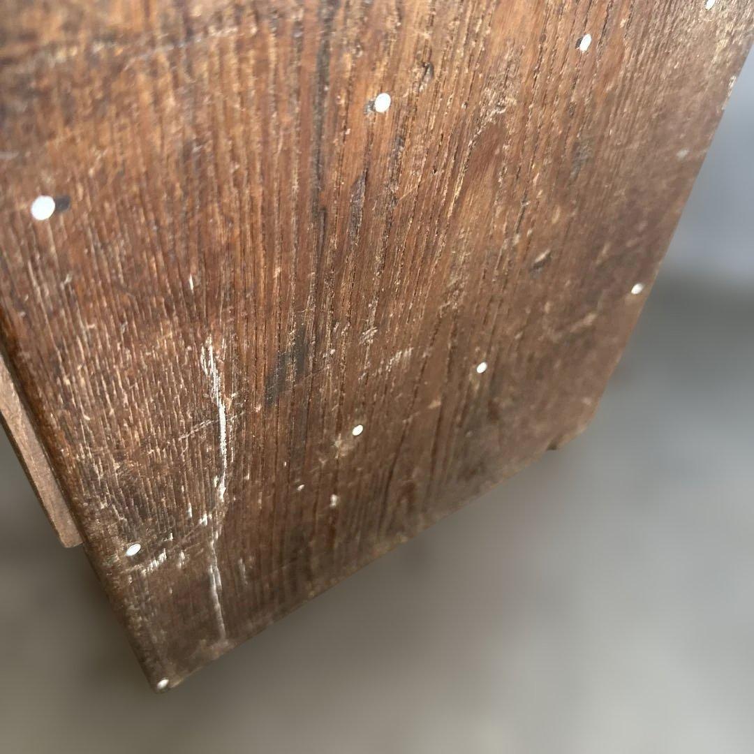 ヴィンテージ　グリーンの取っ手がとても可愛い❣️木製4段引き出し箪笥