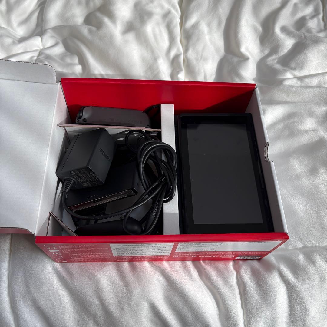 任天堂 Nintendo Switch グレー 本体・ケース