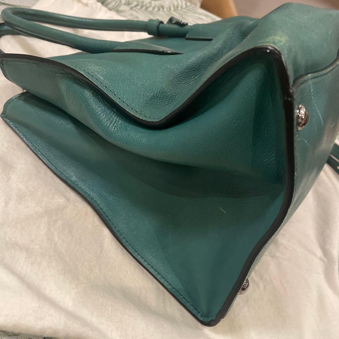 PRADA ハンドバッグ　グリーン　ショルダーストラップ付き