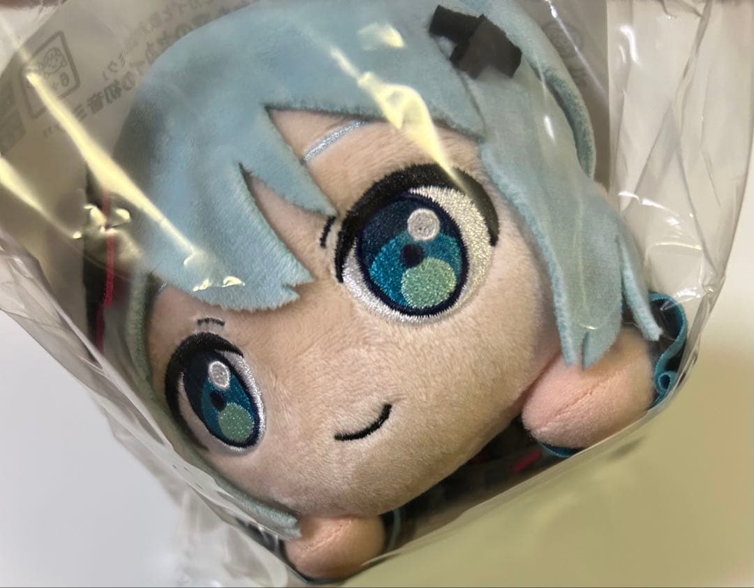 プロセカ　初音 ミク　ぬいぐるみ マスコット 劇場版バツミク寝そべりぬいぐるみ