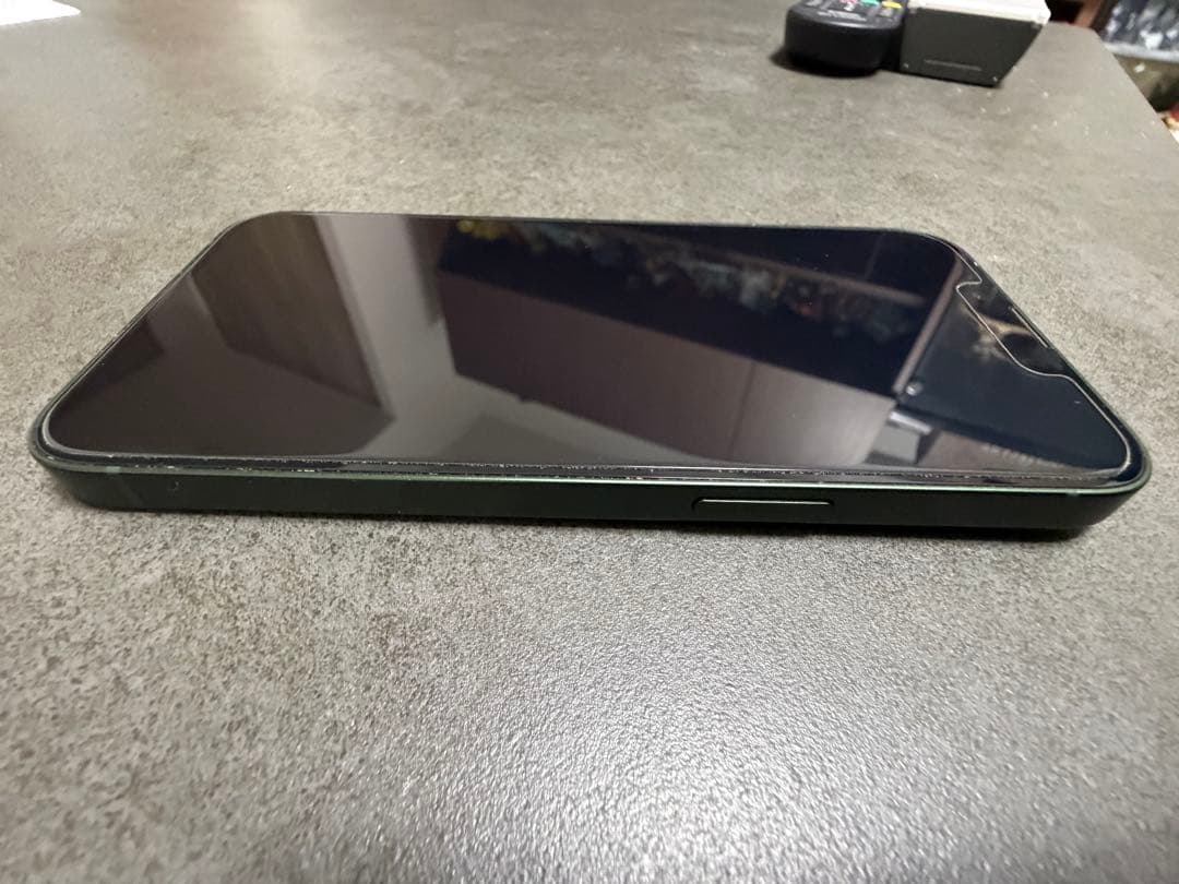 【丁寧梱包】【即日発送】Apple iPhone 13 グリーン