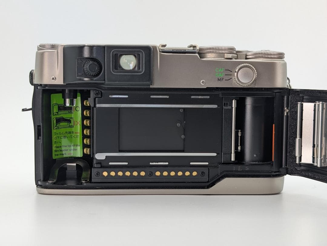 【ジャンク扱い】CONTAX G2 レンジファインダーカメラ シルバー