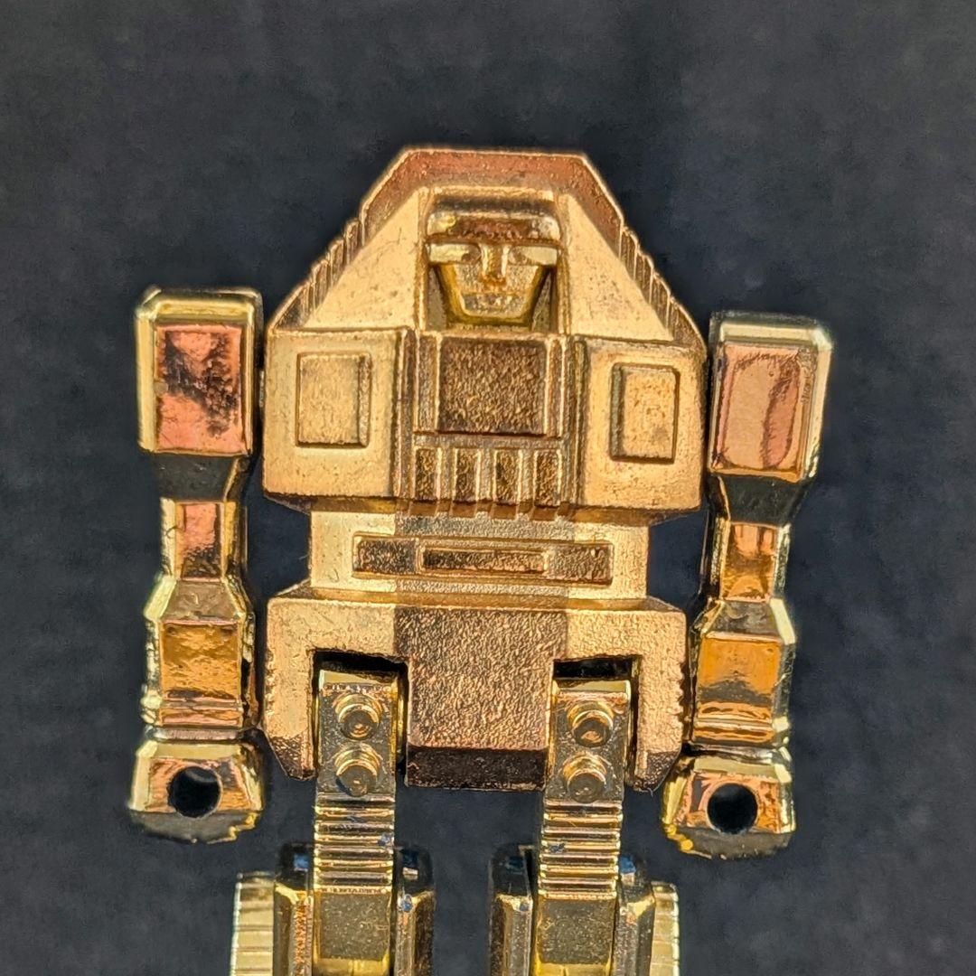 ア*ヤ様 当時物　昭和レトロ　ゴールドマシンロボ　バトルロボ　ジャンク品