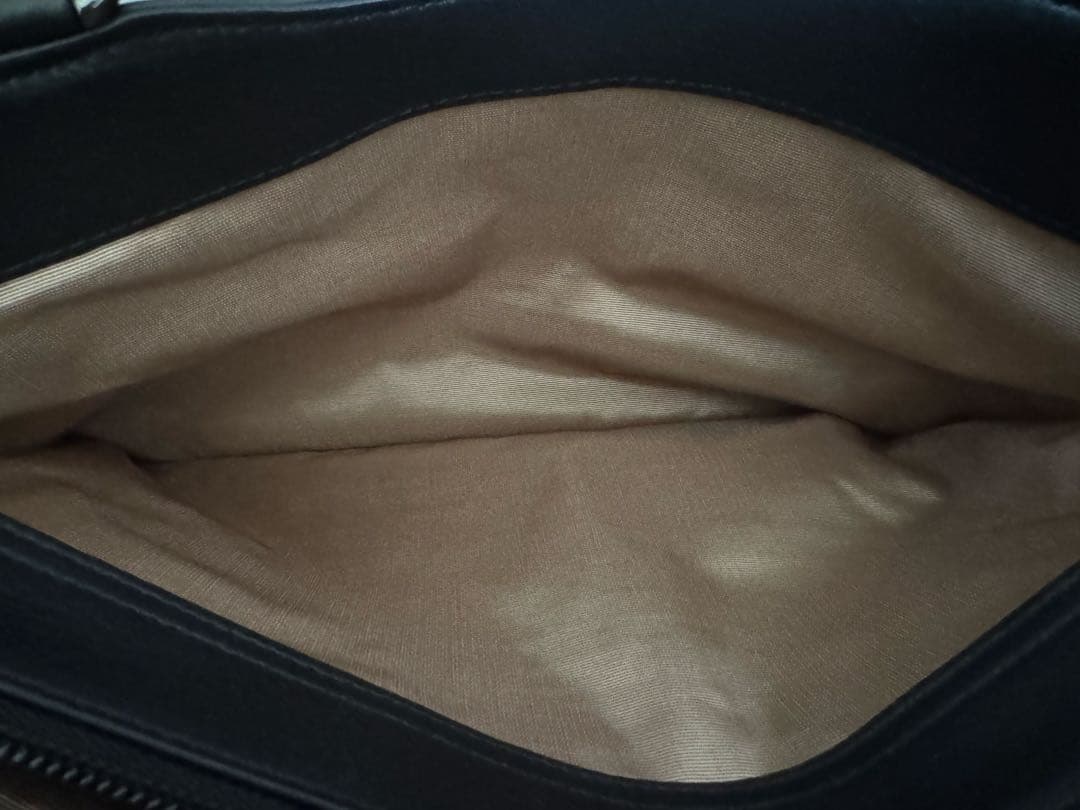 印伝　手提げ　ハンドバッグ　黒地　白漆　とんぼ　印傳屋