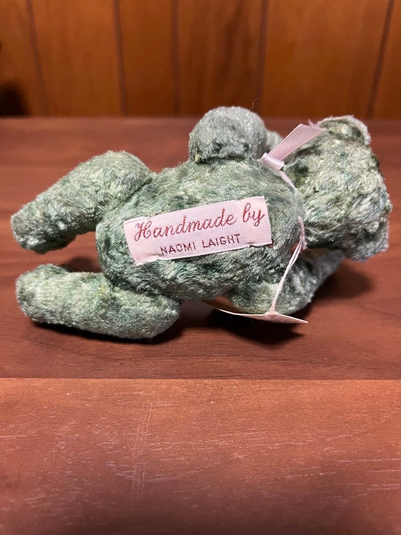 Naomi Laightナオミライトテディベア　くま