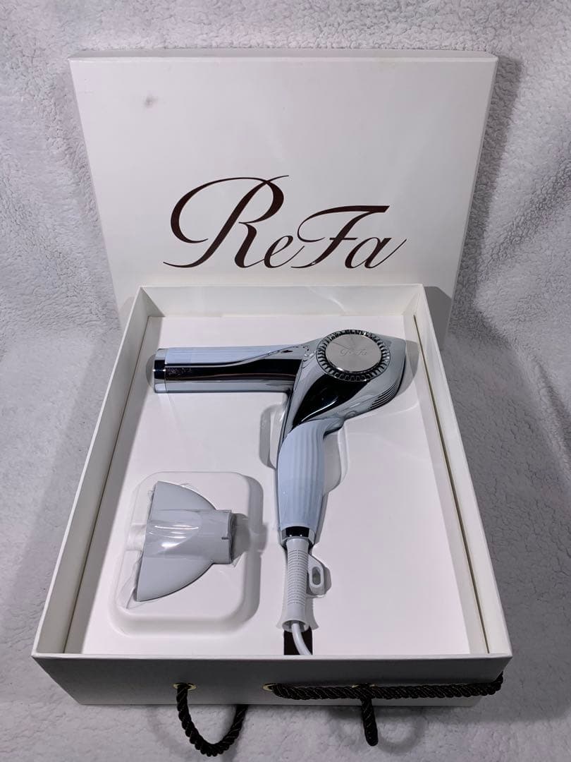 リファ ビューテック ドライヤー BX（ホワイト）