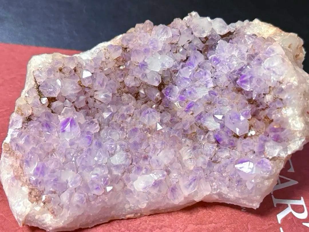 【超希少】ラベンダーアメジストクラスター 大型 ローズアメジスト (カルール産)