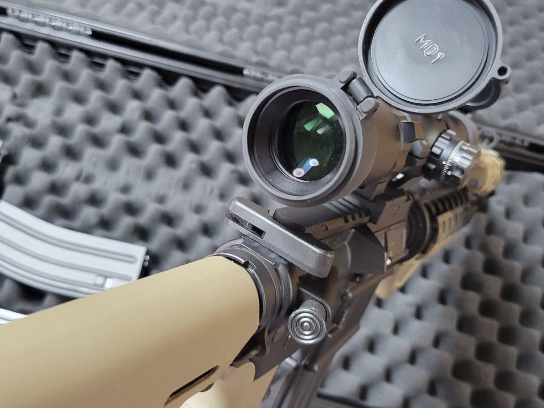 東京マルイ 次世代電動ガン SOPMOD M4 カスタム ハードケース付