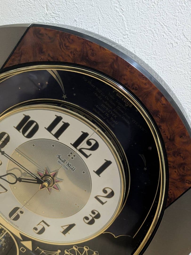 smallworld スモールワールド からくり時計 壁掛け時計　4MH751