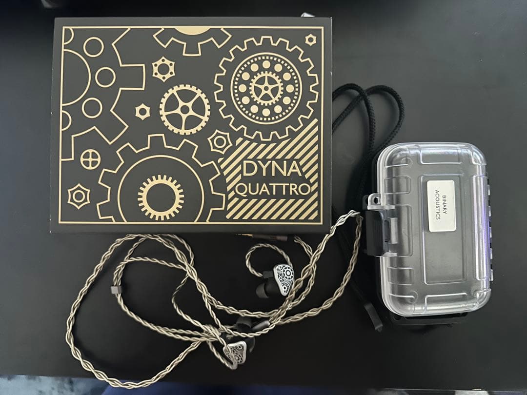 イヤホン Binary Acoustics Dynaquattro