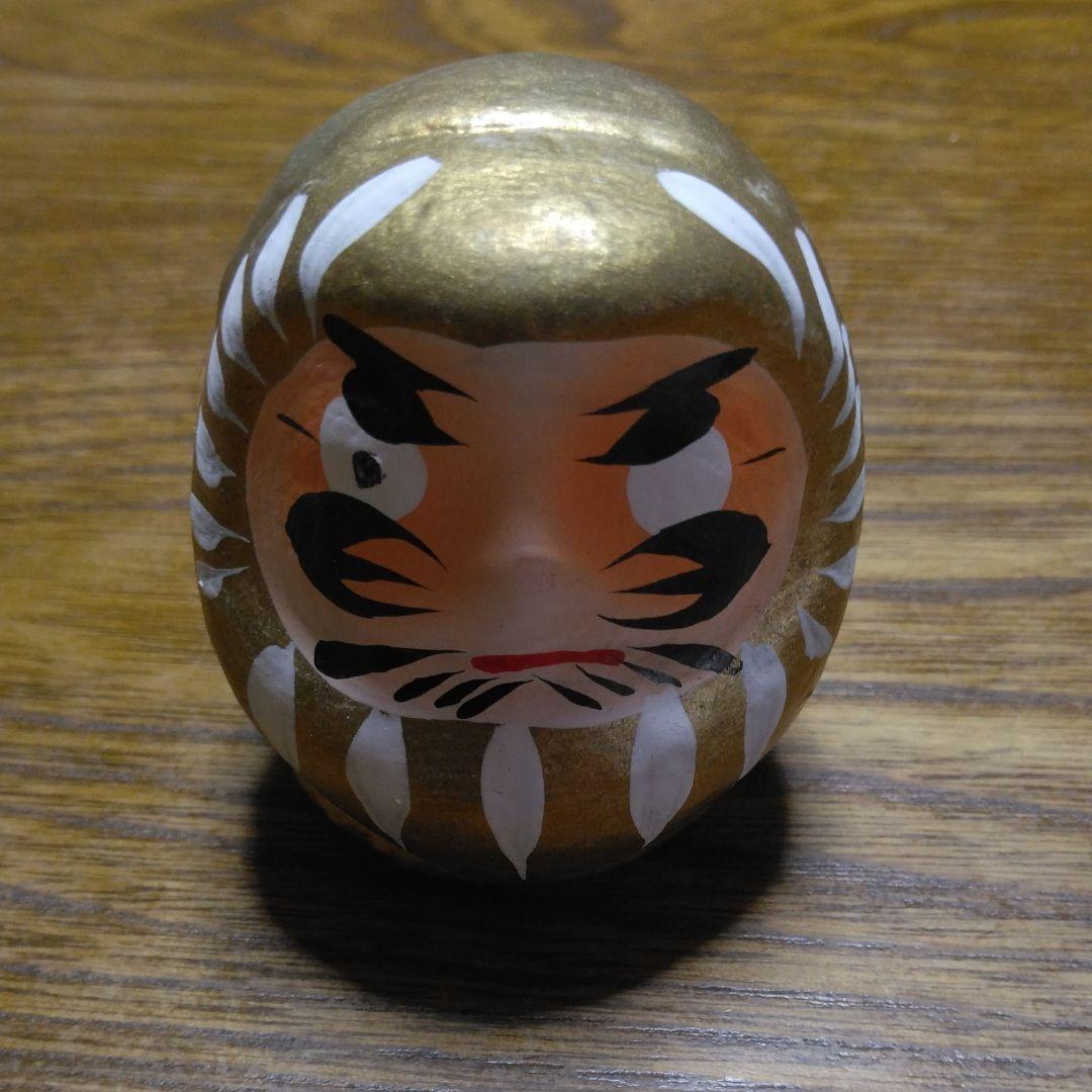 だるまさんの置物