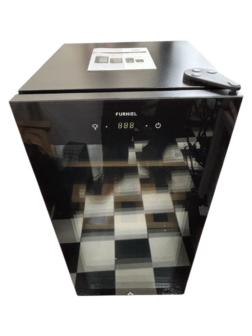 美品　FURNIEL ノンフロンワインセラー　SAB-50G ブラック