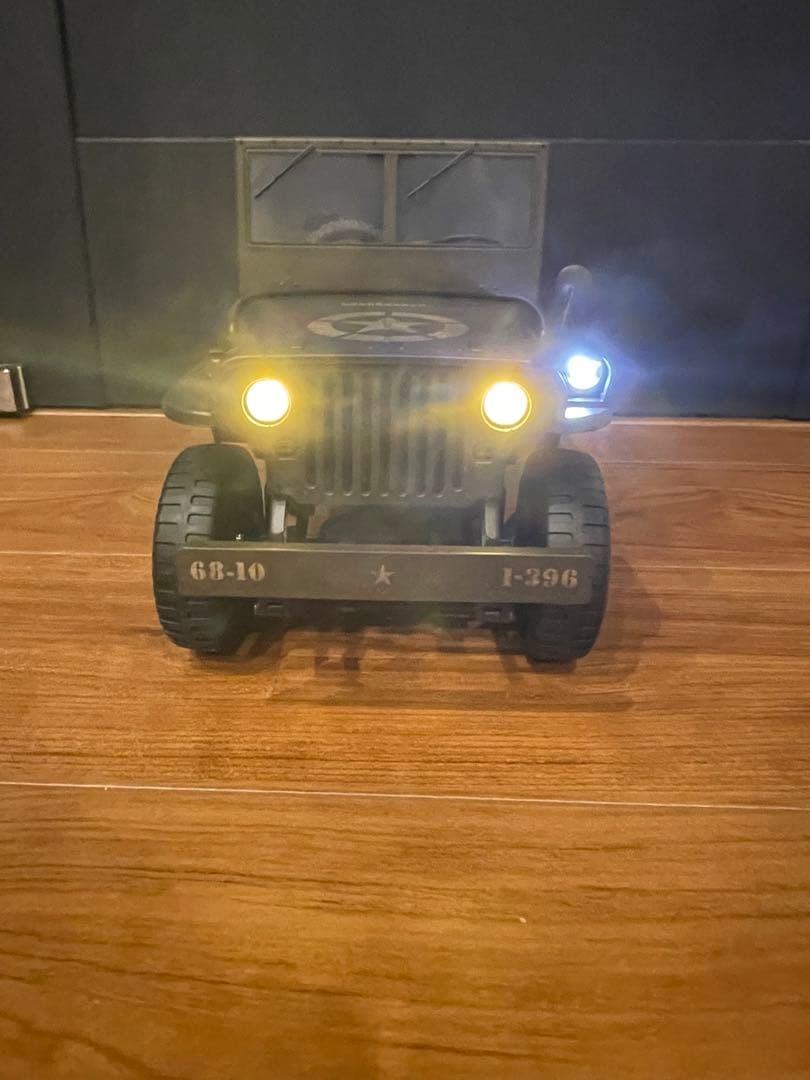 限界値下げウィリスジープ1/10ラジコンc8815ミリタリーウェザリングカスタム