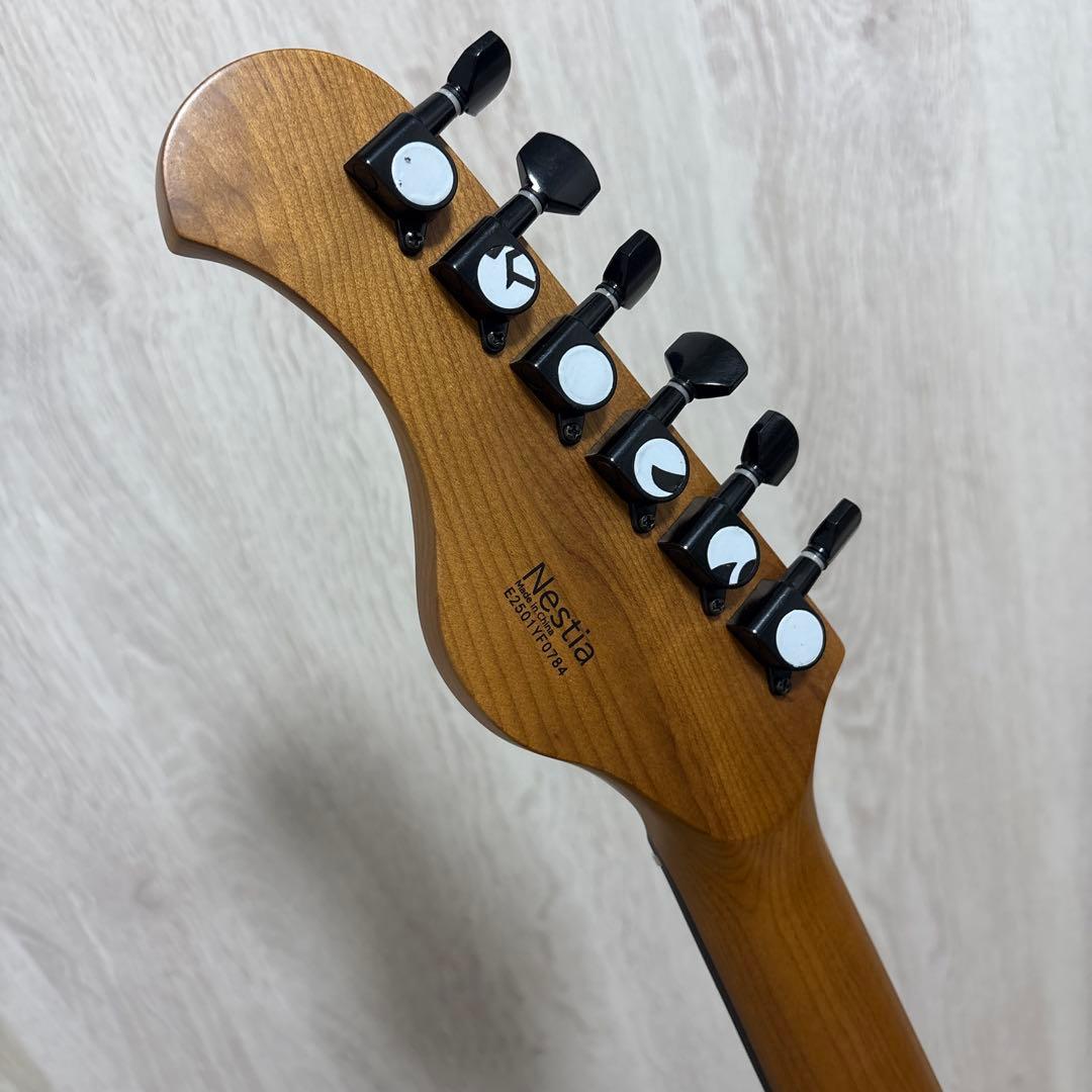 エリスギター　ストラトタイプ　コイルタップ