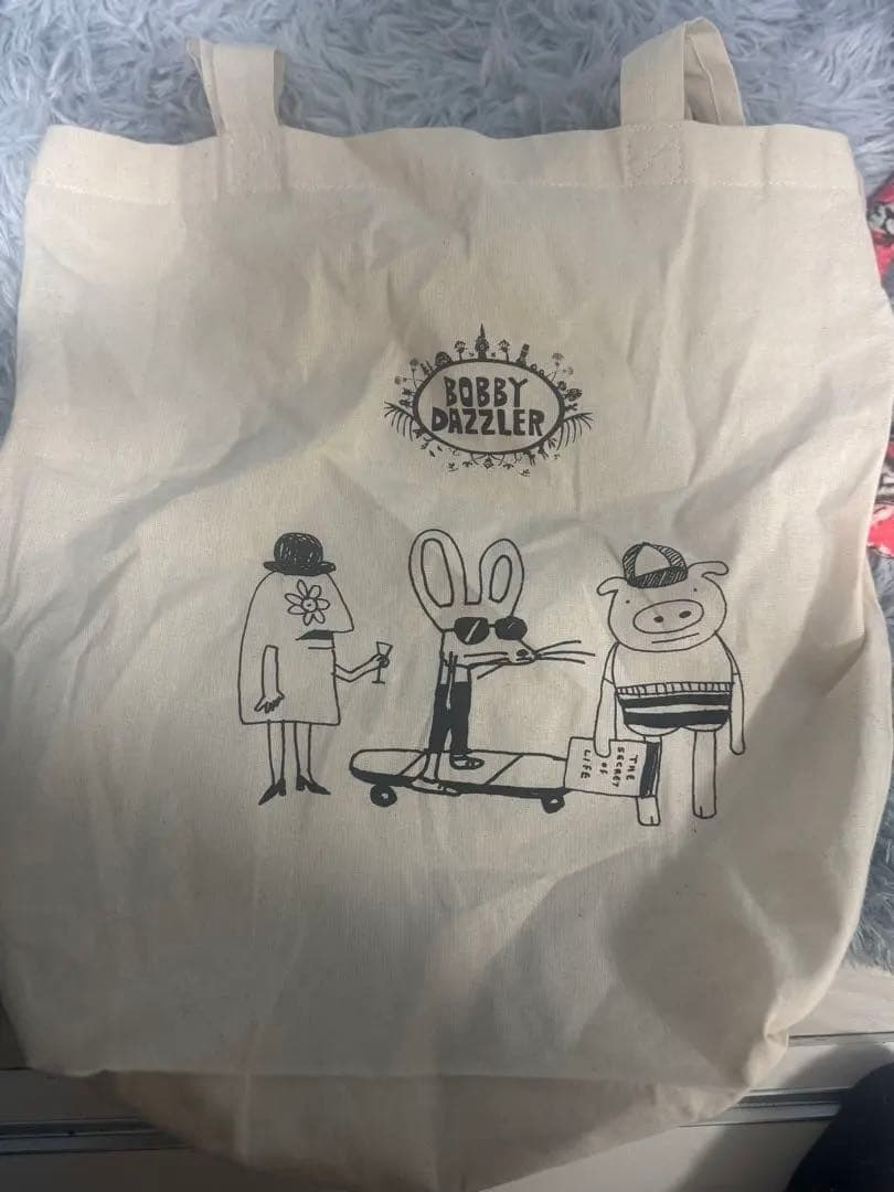 Bobby Dazzler 猫型ぬいぐるみとトートバッグ