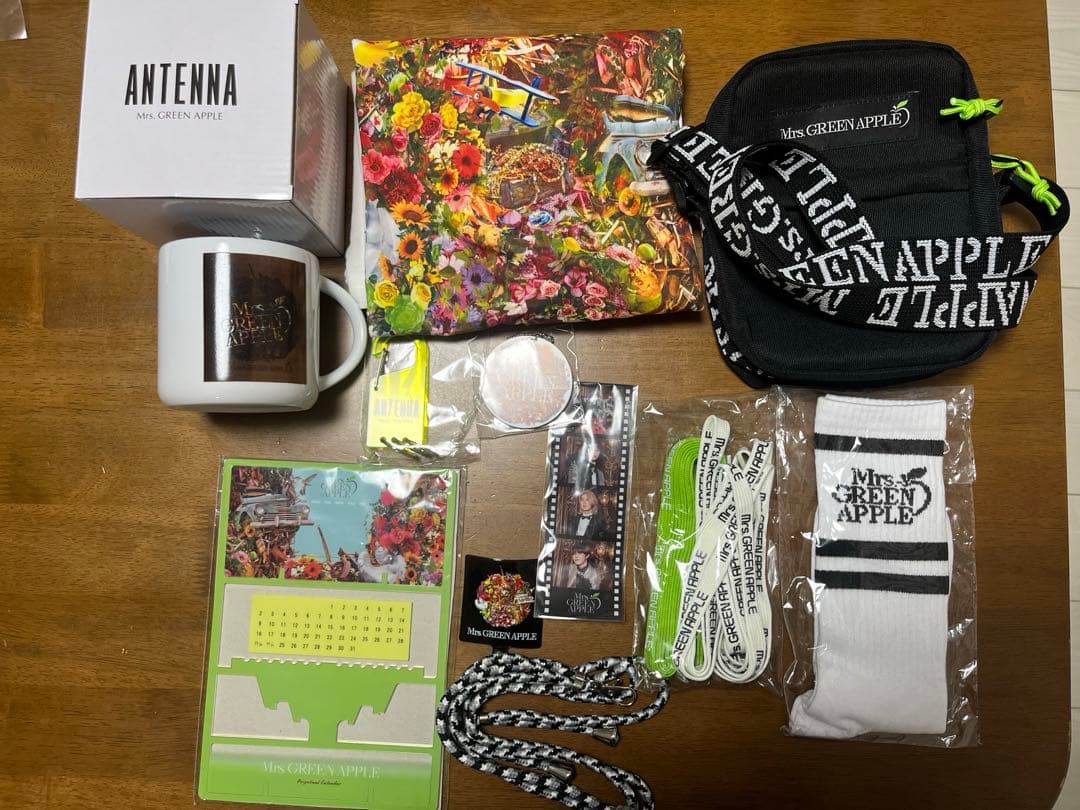 Mrs. GREENAPPLE　ANTENNA　FC 受注生産限定BOX