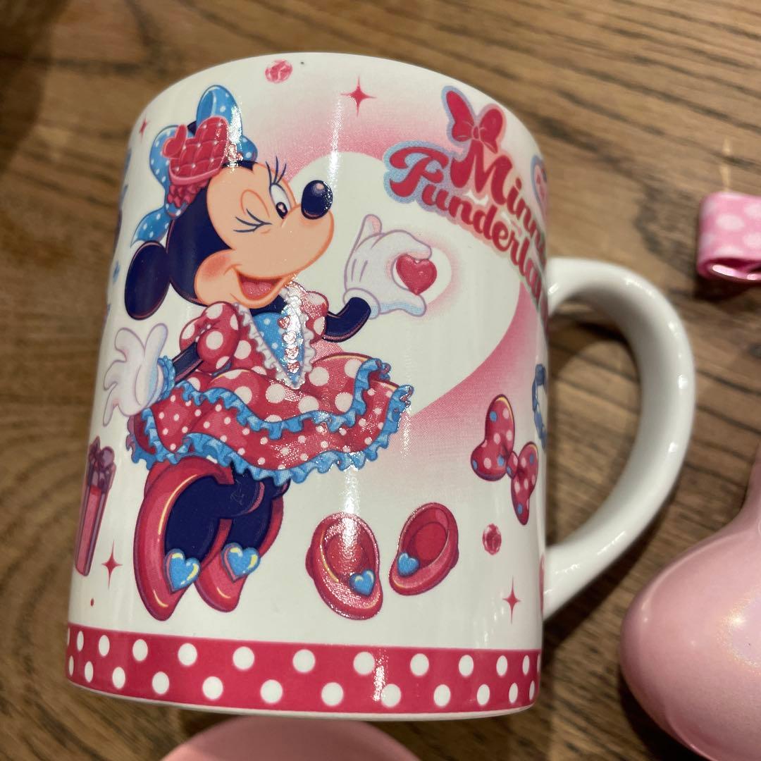 パルパルーザ　ミニーマウス スーベニア　マグカップ・プレート・キーホルダーセット