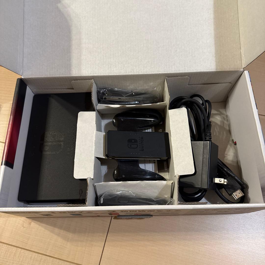 Switch 本体 マリオカート8 桃鉄　ソフト付き