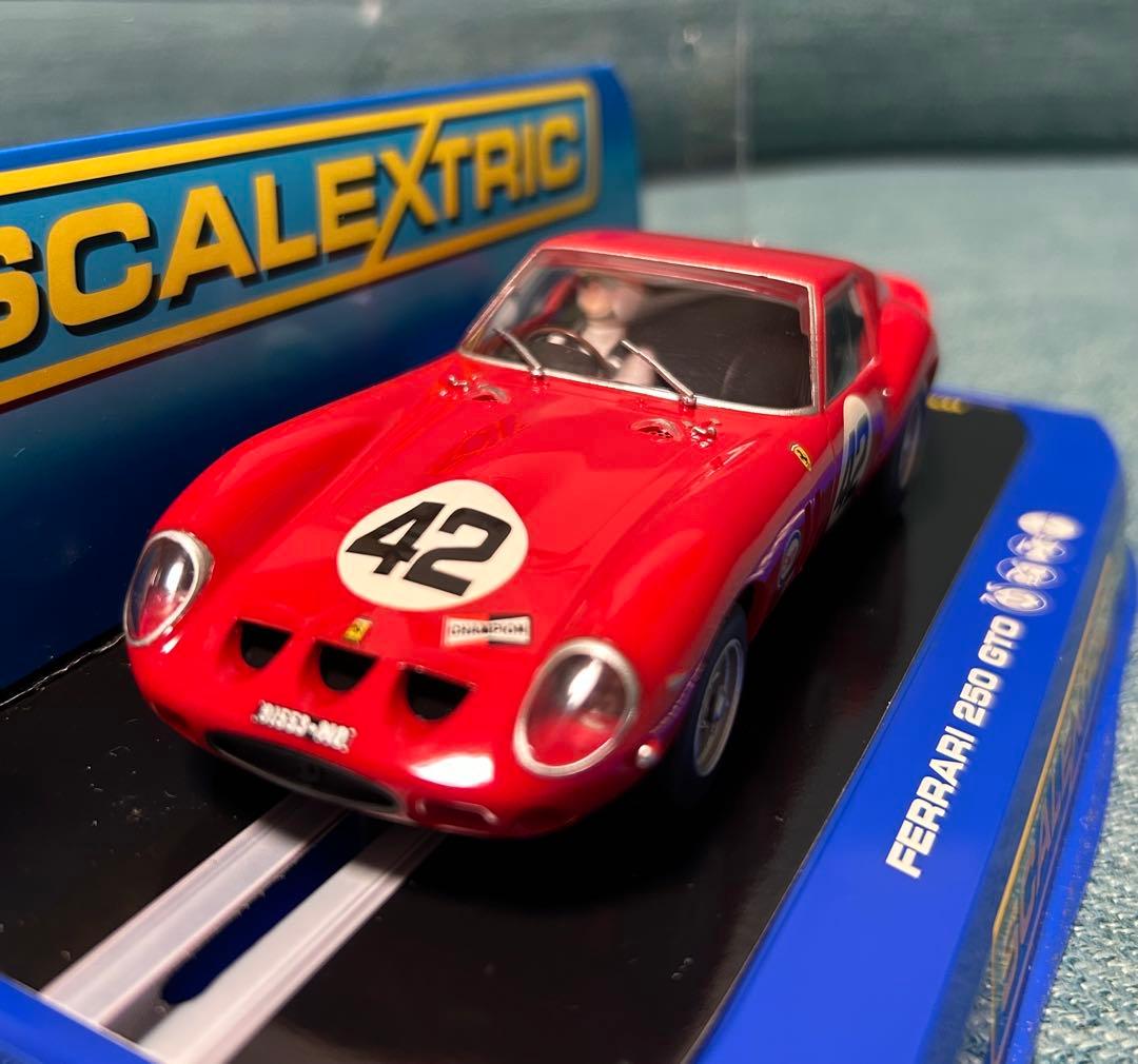スロットカー フェラーリ 250 GTO 絶版品