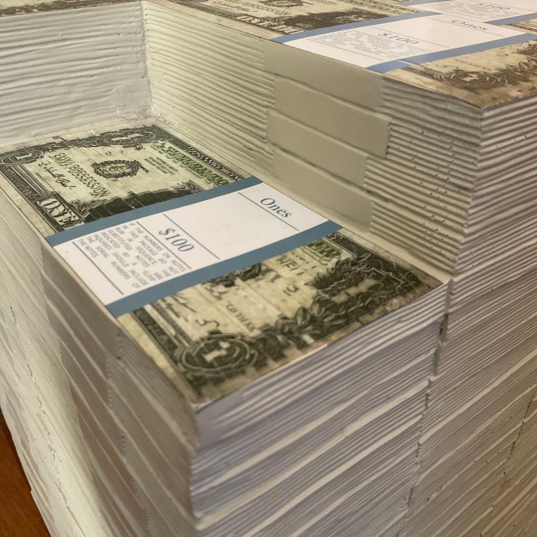 SAINT Mxxxxxx 300万ドル 札束スツール　セントマイケル 河村康輔